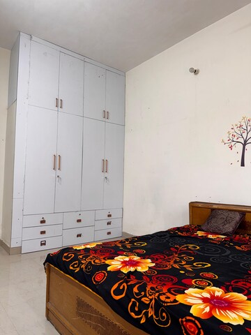 Bedroom in 3 BHK Apartment at Palam Vihar Residents Association, Palam Vihar – for Rent
