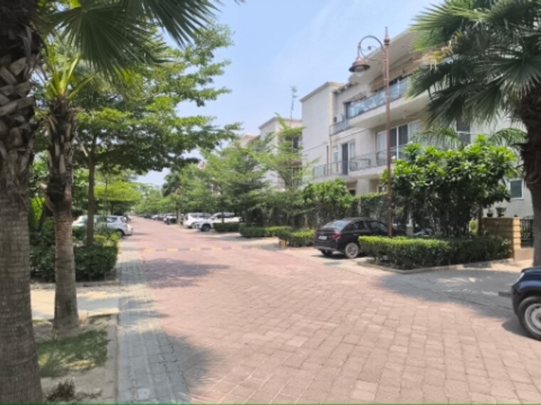 Exterior View, bptp-amstoria 3 Bedroom 1924 Sq.Ft. Builder Floor In Sector 102 Gurgaon 8618162