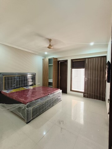 Living Room in 3 BHK Apartment at Relaxo Apartment, Sector 46 – for Rent