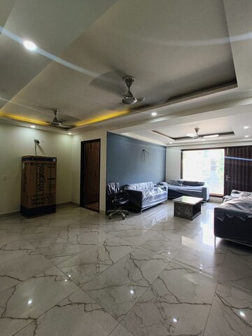 Living Room in 3 BHK Apartment at Relaxo Apartment, Sector 46 – for Rent