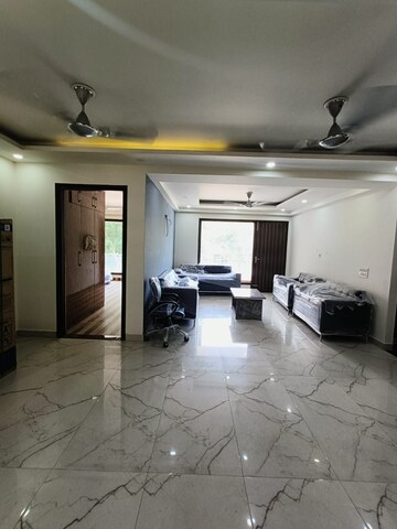 Living Room in 3 BHK Apartment at Relaxo Apartment, Sector 46 – for Rent