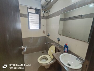 Master Bedroom in 3 BHK Apartment at Lake Primrose, Powai – for Rent