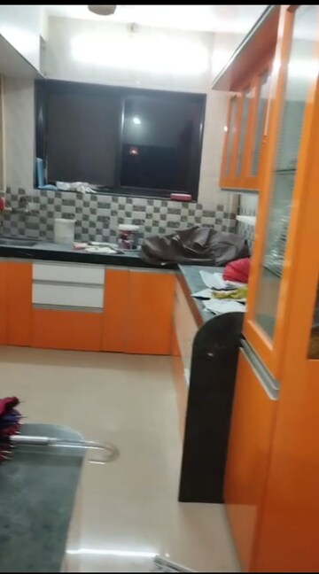 2 BHK Apartment For Rent in Dahisar West