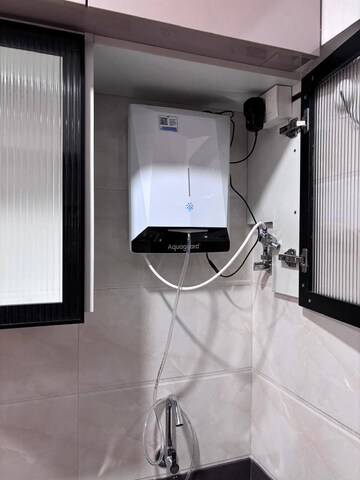 Bathroom in 1 BHK Apartment at Andheri West – for Rent