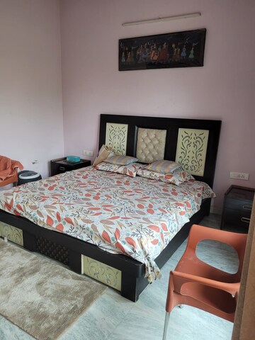 Bedroom in 3 BHK Apartment at Ardee City, Sector 52 – for Rent