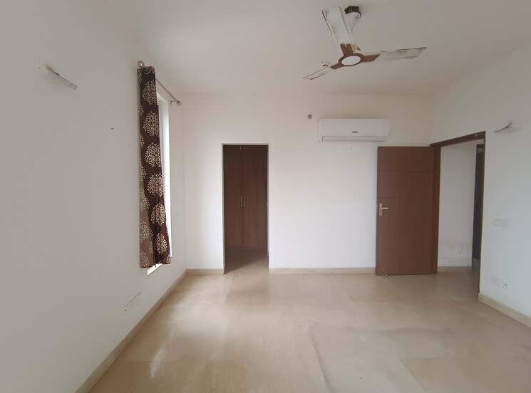 Master Bedroom, puri-emerald-bay 2 Bedroom 1700 Sq.Ft. Apartment In Sector 104 Gurgaon 8618271