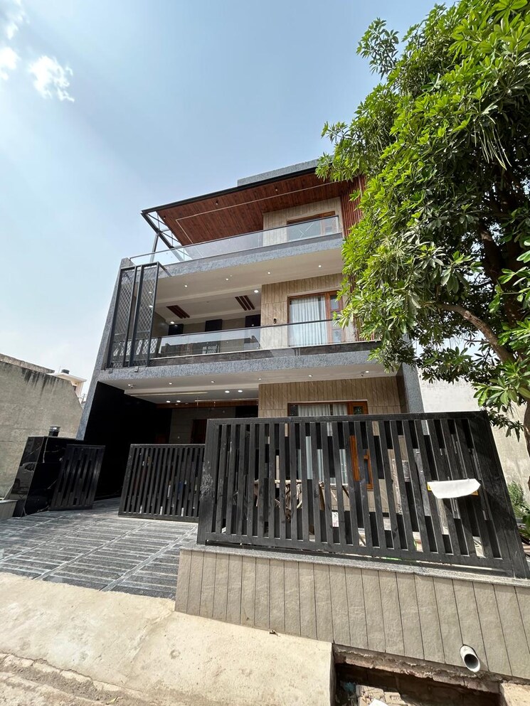 Exterior View, greater mohali 5 Bedroom 385 Sq.Yd. Independent House In Greater Mohali Mohali 8618289