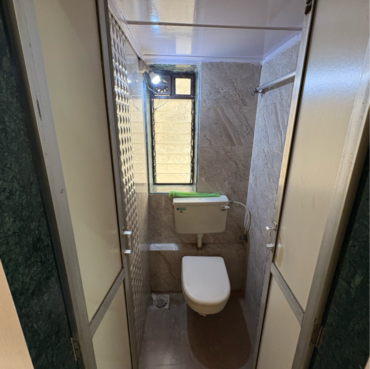 Bathroom, pestom-sagar-colony 2 Bedroom 750 Sq.Ft. Apartment In Tilak Nagar Mumbai 8618320