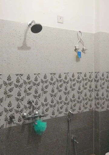 Attached Bathroom in 2 BHK Villa at Vikas Nagar – for Rent