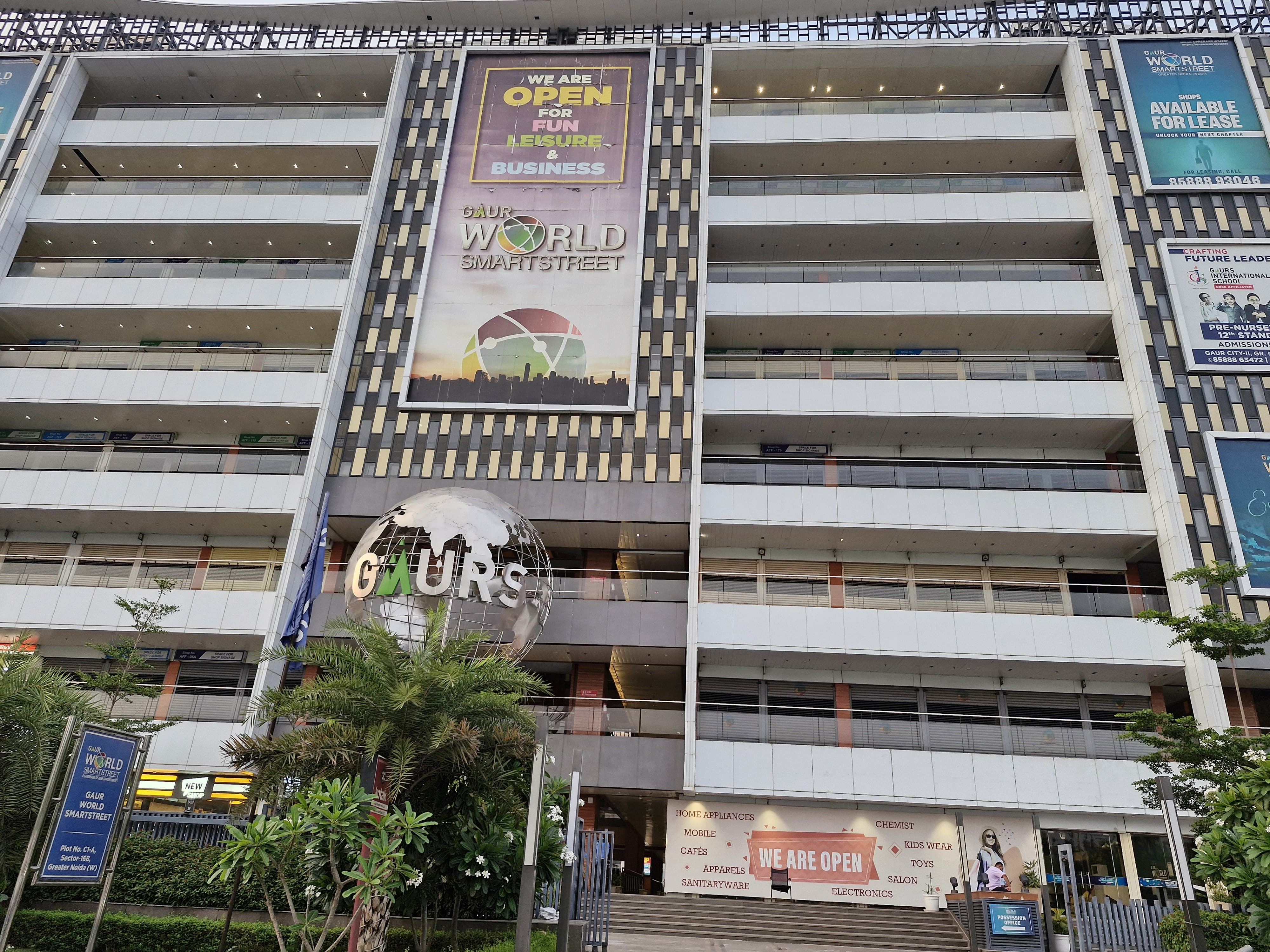 Retail Shop For Sale in Gaur World Street