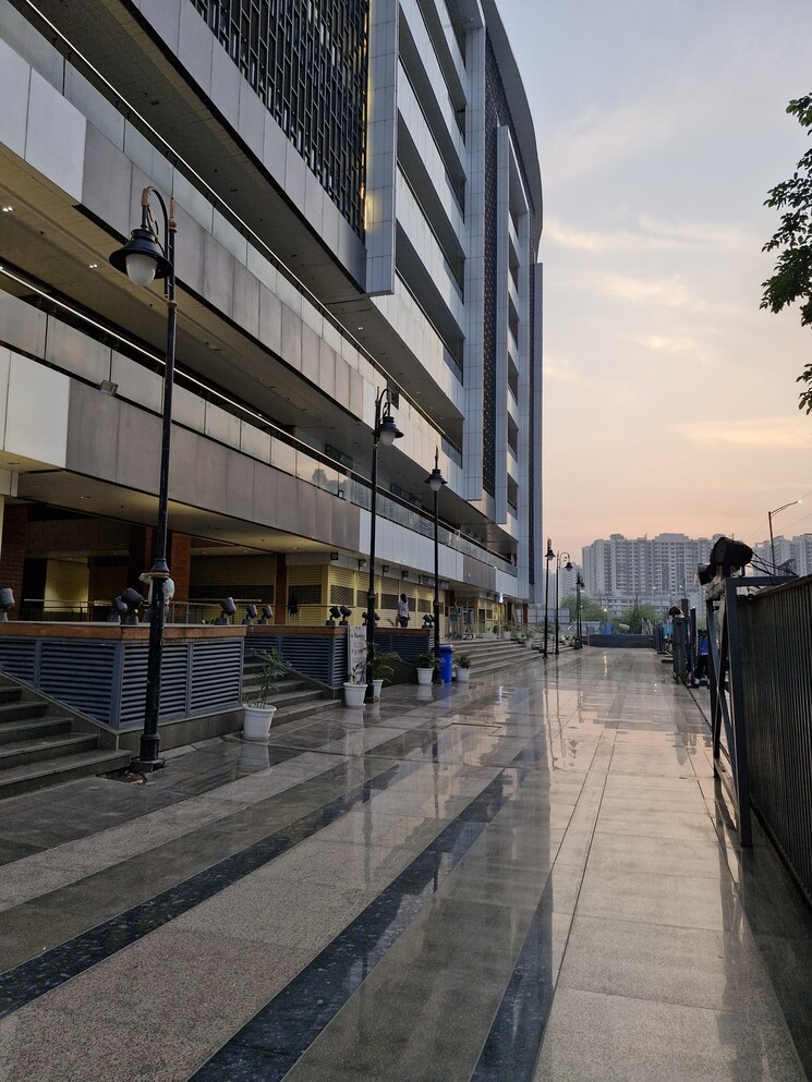 Exterior View, gaur-world-street Commercial Shop 250 Sq.Ft. In Sector 16b Greater Noida Greater Noida 8618375