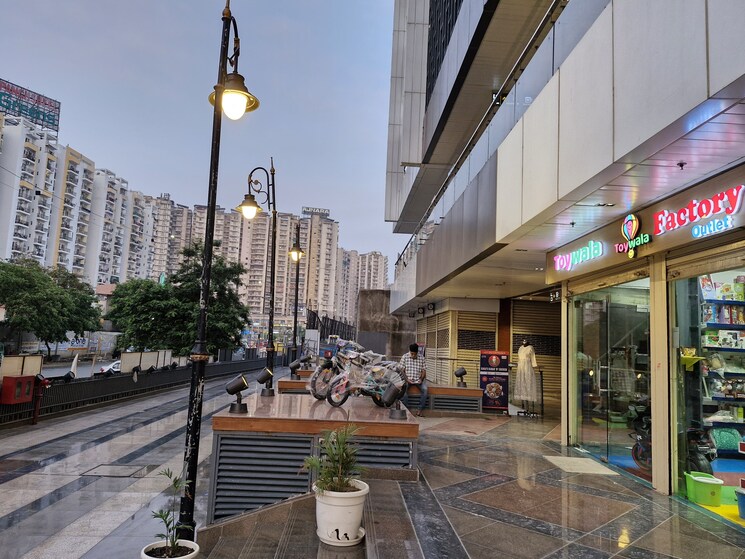 Exterior View, gaur-world-street Commercial Shop 250 Sq.Ft. In Sector 16b Greater Noida Greater Noida 8618375