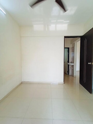 Room in 1 BHK Apartment at Hyde Park CHS, Kharghar – for Rent