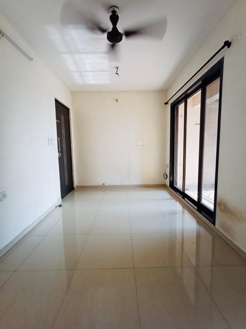 1 BHK Apartment For Rent in Hyde Park CHS