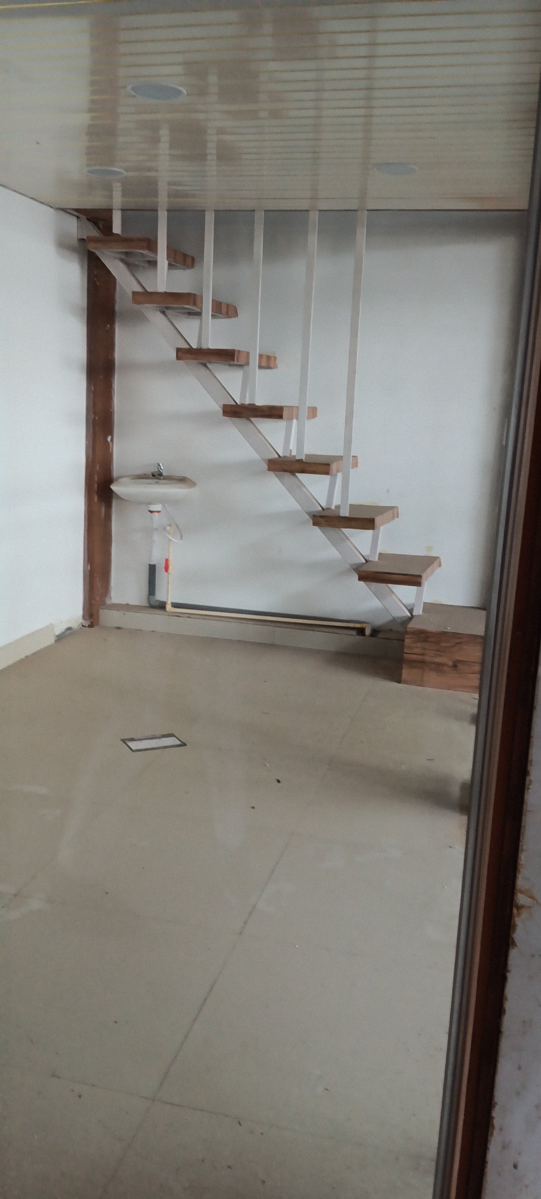 Retail Shop For Rent in Gaur City Center