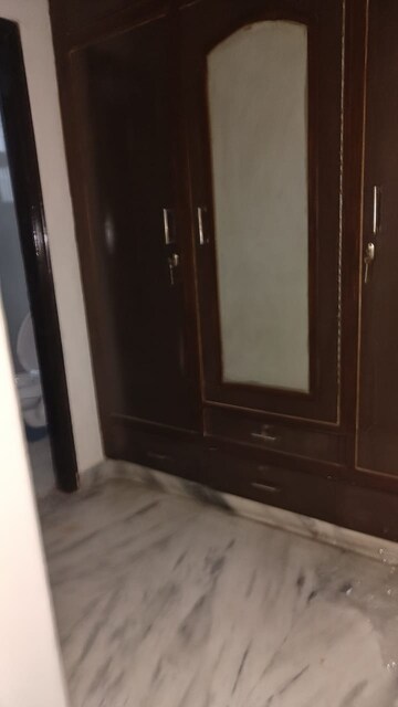Building Lobby in 4 BHK Independent House at Dwarka Complex, Sector 16 – for Rent