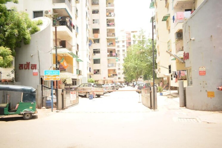 Exterior View, memnagar 2 Bedroom 1200 Sq.Ft. Apartment In Memnagar Ahmedabad 8618481