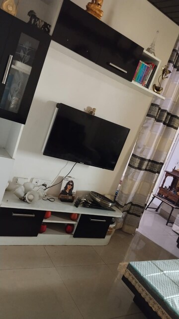 Master Bedroom in 2 BHK Apartment at Gaur City 2 - 12th Avenue, Sector 16c Greater Noida – for Rent