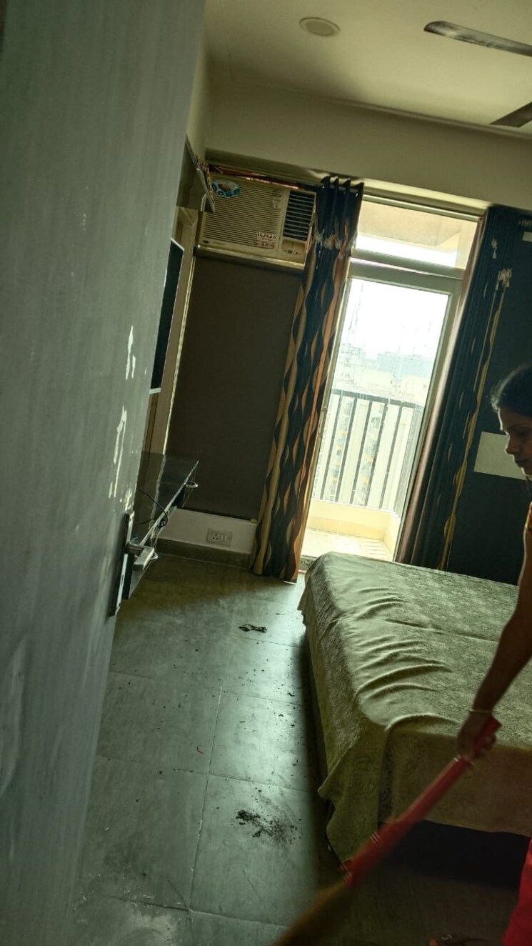 Balcony, gaur-city-2-12th-avenue 2 Bedroom 635 Sq.Ft. Apartment In Sector 16c Greater Noida Greater Noida 8618484