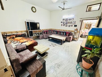 Living Room in 6+ BHK Independent House at Ghukna – for Sale
