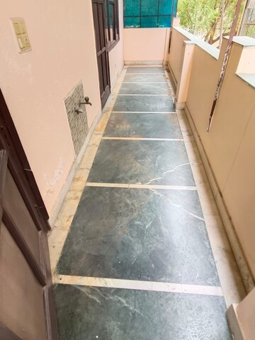 Staircase in 3 BHK Builder Floor at Kohli One Malibu Town, Sector 47 – for Rent