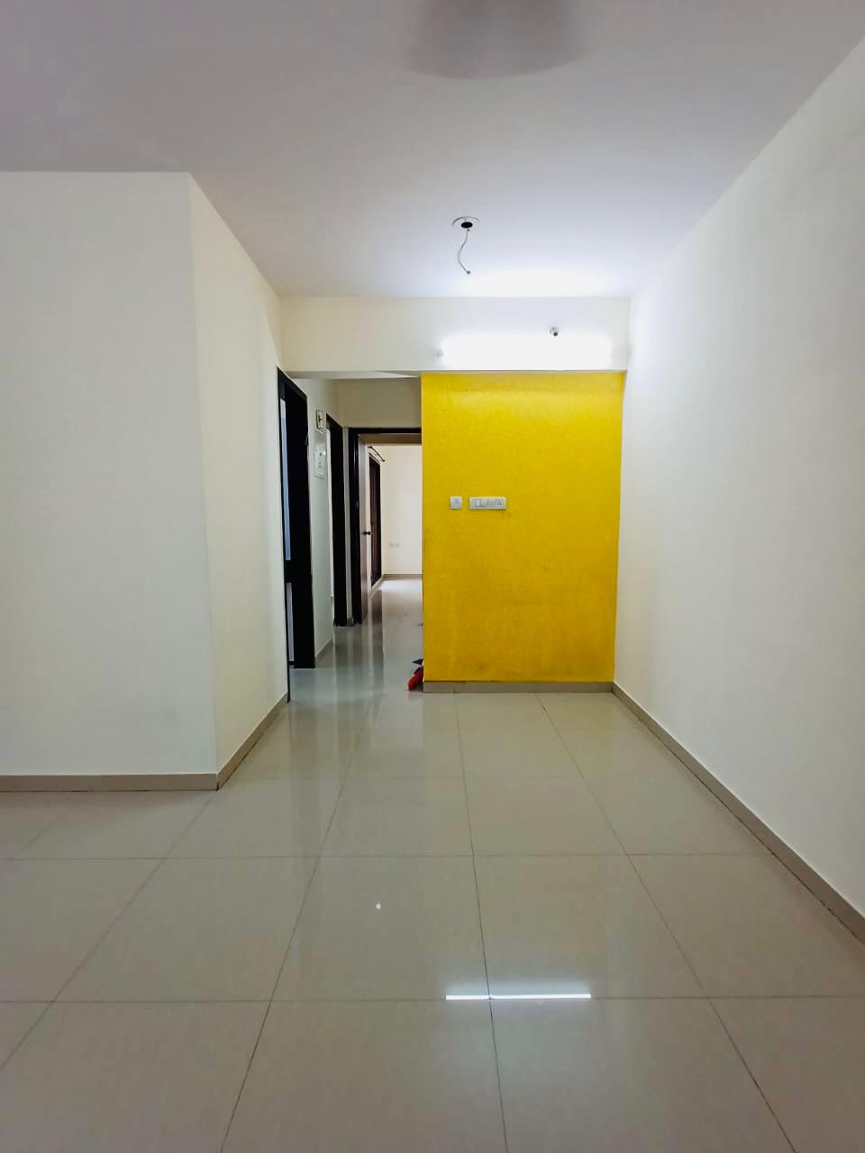 2 BHK + Pooja Room 609 Sq.Ft. Apartment in Hyde Park CHS