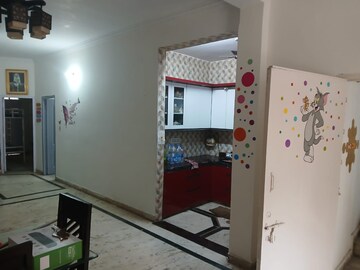 Room in 4 BHK Builder Floor at Vaishali Sector 5 – for Sale