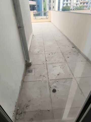 Balcony in 5 BHK Apartment at Sector 52 – for Rent