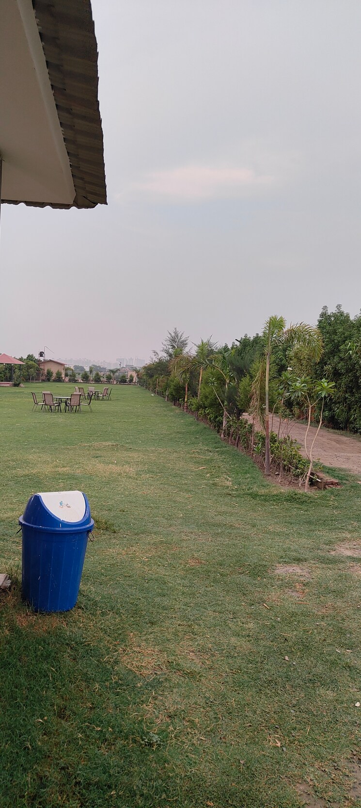 undefined, sector 62 Commercial Industrial Plot 10000 Sq.Mt. In Sector 62 Noida 8618647