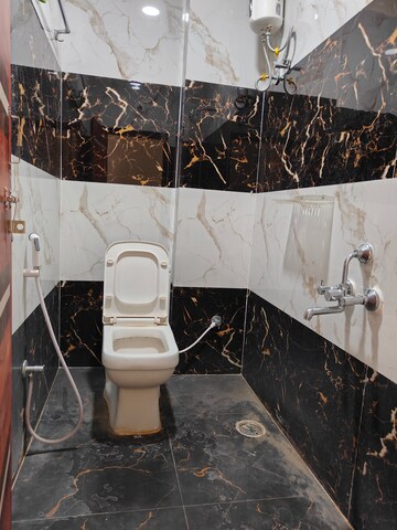 Master Bedroom in 1 BHK Apartment at Kondapur – for Rent