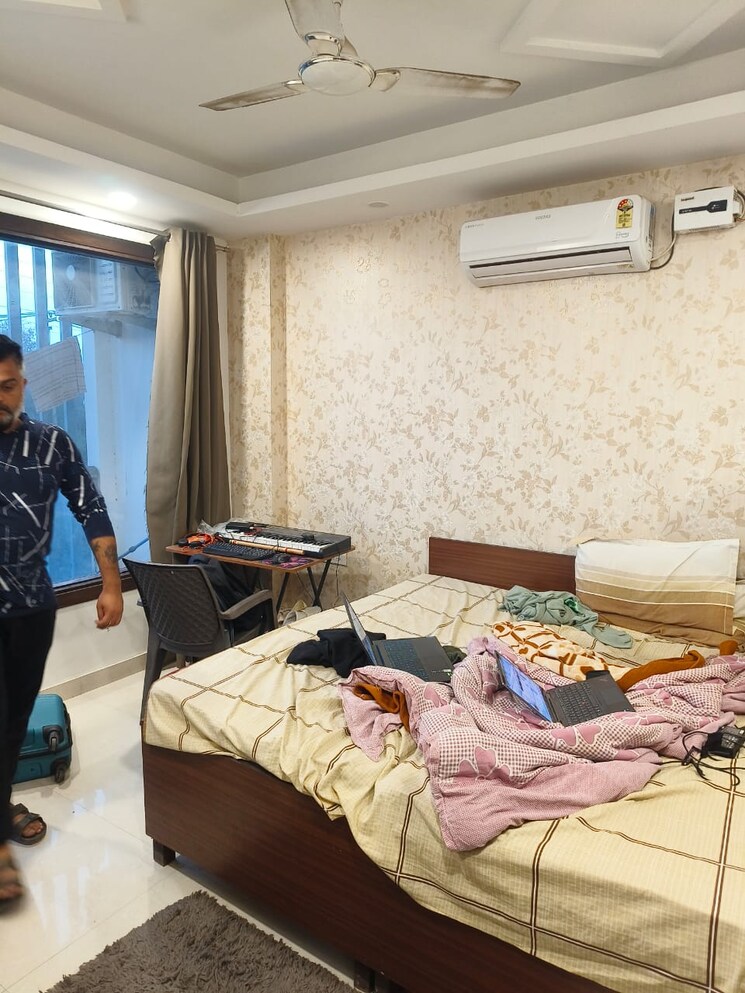 Bedroom, cghs-society-apartment 4 Bedroom 3200 Sq.Ft. Apartment In Sector 43 Gurgaon 8618681