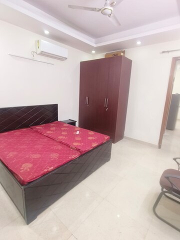 Bedroom in 3 BHK Builder Floor at Vipul World Floors, Sector 48 – for Sale