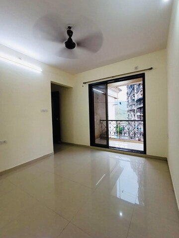 Room in 2 BHK Apartment at Hyde Park CHS, Kharghar – for Rent