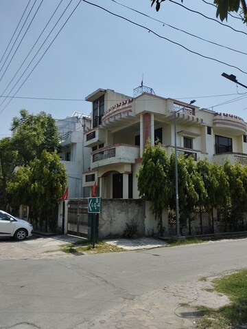  Industrial Plot For Sale in Sector 11