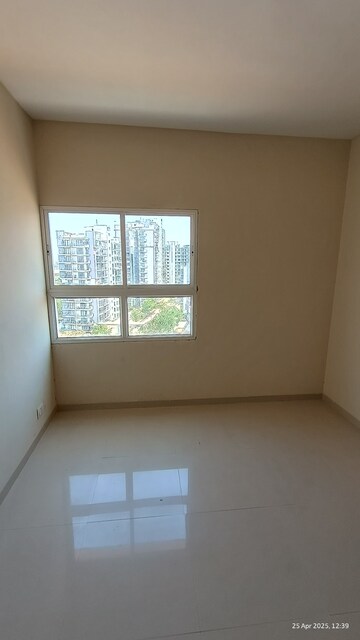 Room in 2 BHK Apartment at Adani Aangan Arcade, Sector 88a – for Sale