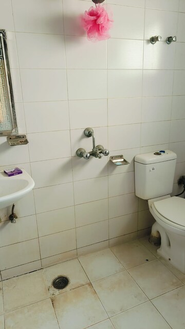 Bathroom in 3 BHK Builder Floor at Parklands, Sector 85 – for Rent