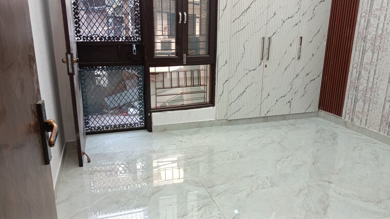 Room, gyan khand i 3 Bedroom 1500 Sq.Ft. Builder Floor In Gyan Khand I Ghaziabad 8618840