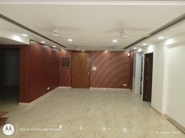 Bedroom in 3 BHK Apartment at DDA Rosewood Apartments, Vasant Kunj – for Rent