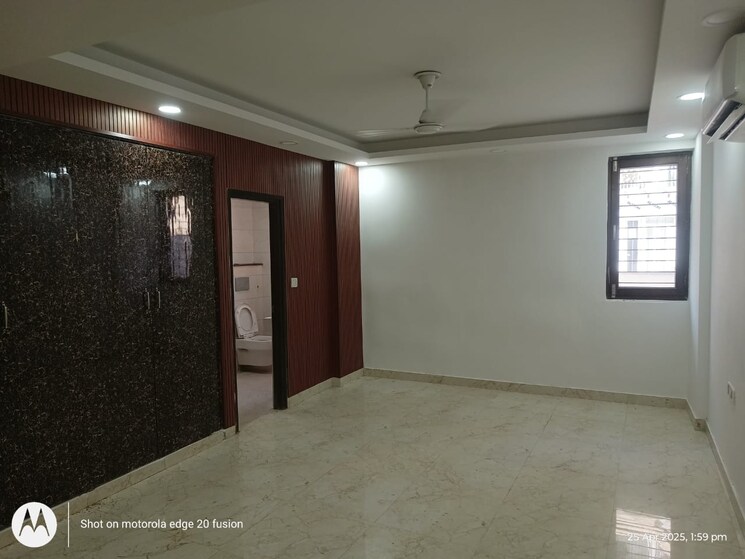 Room, dda-rosewood-apartments 3 Bedroom 2700 Sq.Ft. Apartment In Vasant Kunj Delhi 8618886