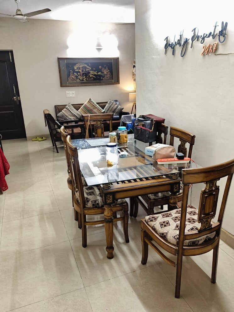 Gym, unitech-uniworld-gardens-2 3 Bedroom 1450 Sq.Ft. Apartment In Sector 47 Gurgaon 8618856