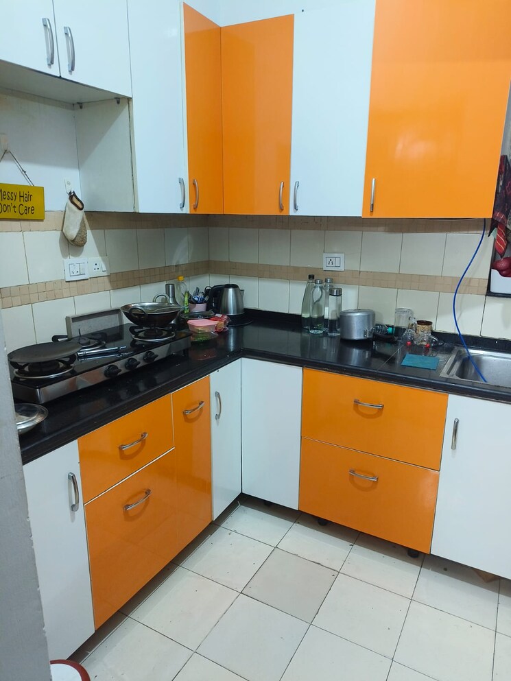 Kitchen, unitech-uniworld-gardens-2 3 Bedroom 1450 Sq.Ft. Apartment In Sector 47 Gurgaon 8618856