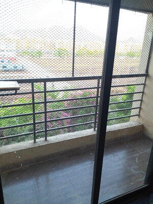 1 BHK Apartment For Sale in Saurabh Crystal Pallazo, Nalasopara West