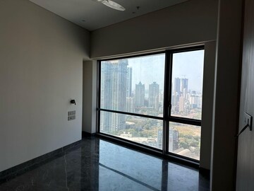 Room in 4 BHK Apartment at Lodha The World Towers World One Tier 2, Worli – for Rent