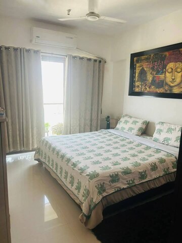 2 BHK Apartment For Rent in Cosmopolis Tower, Andheri West