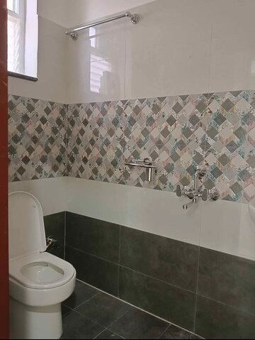 Bathroom in 3 BHK Apartment at Rajapushpa Provincia, Narsingi – for Rent