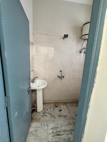 Bathroom in 3 BHK Apartment at Alphacorp Gurgaon One 84, Sector 84 – for Rent