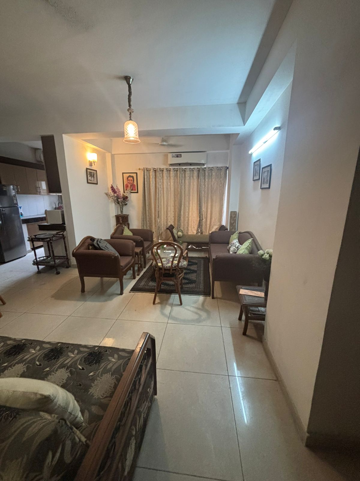 3.5 BHK + Servant Room 1725 Sq.Ft. Apartment in Ajnara Daffodil