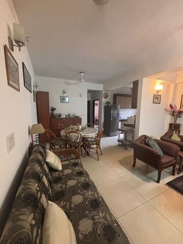 Living Room in 3.5 BHK Apartment at Ajnara Daffodil, Sector 137 – for Sale