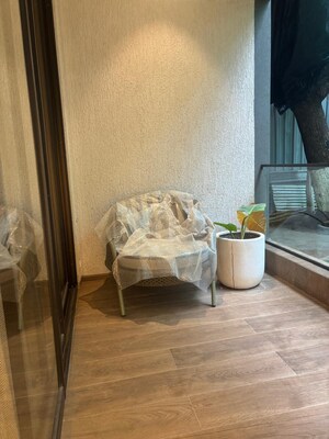 Living Room in 3 BHK Apartment at Sunbeam Heights, Andheri West – for Sale