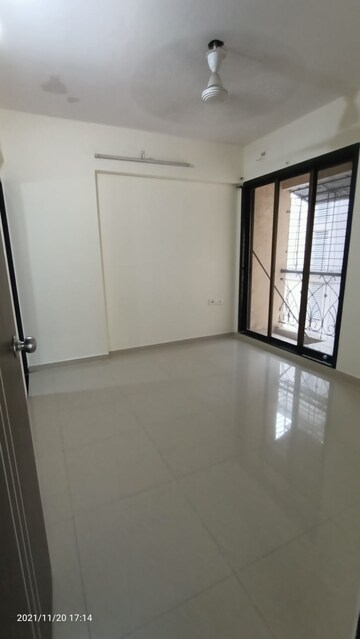 Master Bedroom in 3 BHK Apartment at Hyde Park CHS, Kharghar – for Rent